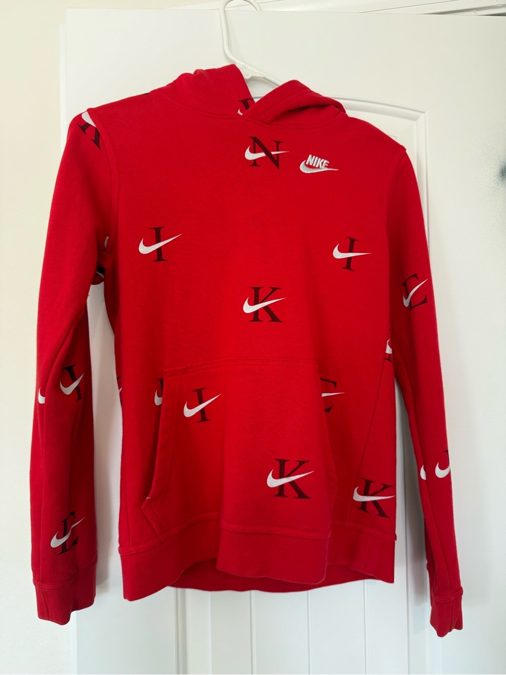 Nike Red Logo-Print Pullover Hoodie
